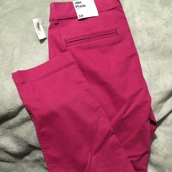 Old Navy Pants - NWT Old Navy Pink Pixie Ankle Pant Size 10